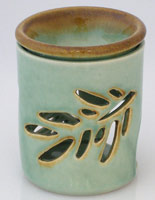 two piece stoneware diffuser with pierced olive branch, difusor de aroma en ceramica alta temperatura con rama de olivo calada
