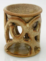 aromatherapy stoneware diffuser in stoneware glazed in capuchino foam color,difusor espirales color capuchino