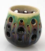 ceramic pierced candle holder, porta vela calado en ceramica
