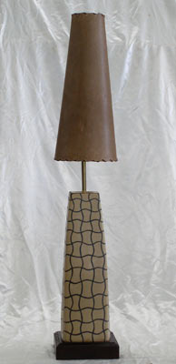 unique very tall lamp with painted decor, lampara muy alta unique con decoracion pintada
